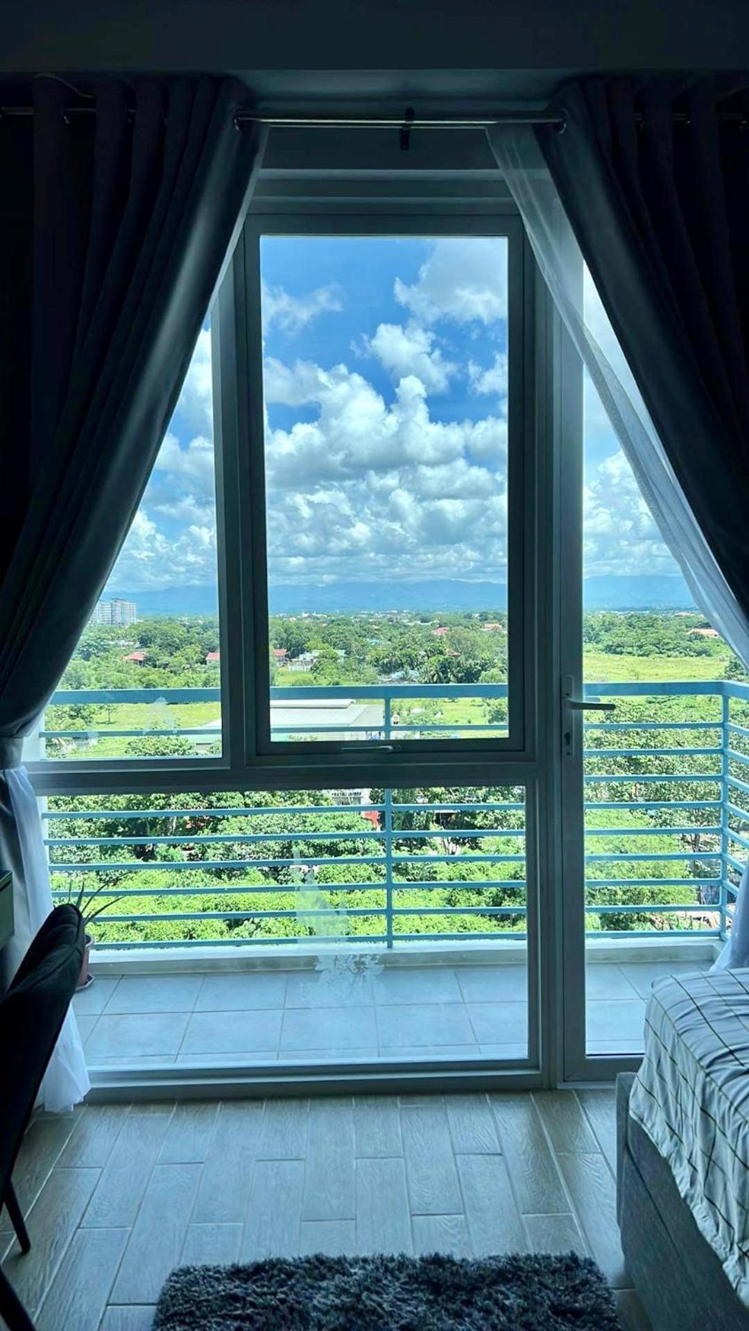 Deluxe Condo 2 Bedroom, 7Th Floor Room Bc In One Madison Tower 3, Megaworld Boulevard, Mandurriao Iloilo City, Philippines Экстерьер фото
