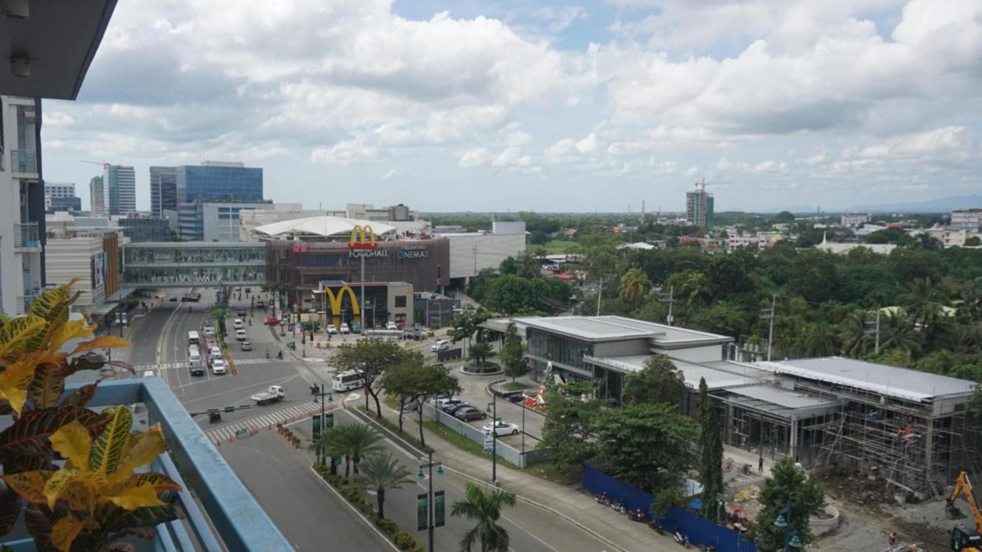 Deluxe Condo 2 Bedroom, 7Th Floor Room Bc In One Madison Tower 3, Megaworld Boulevard, Mandurriao Iloilo City, Philippines Экстерьер фото