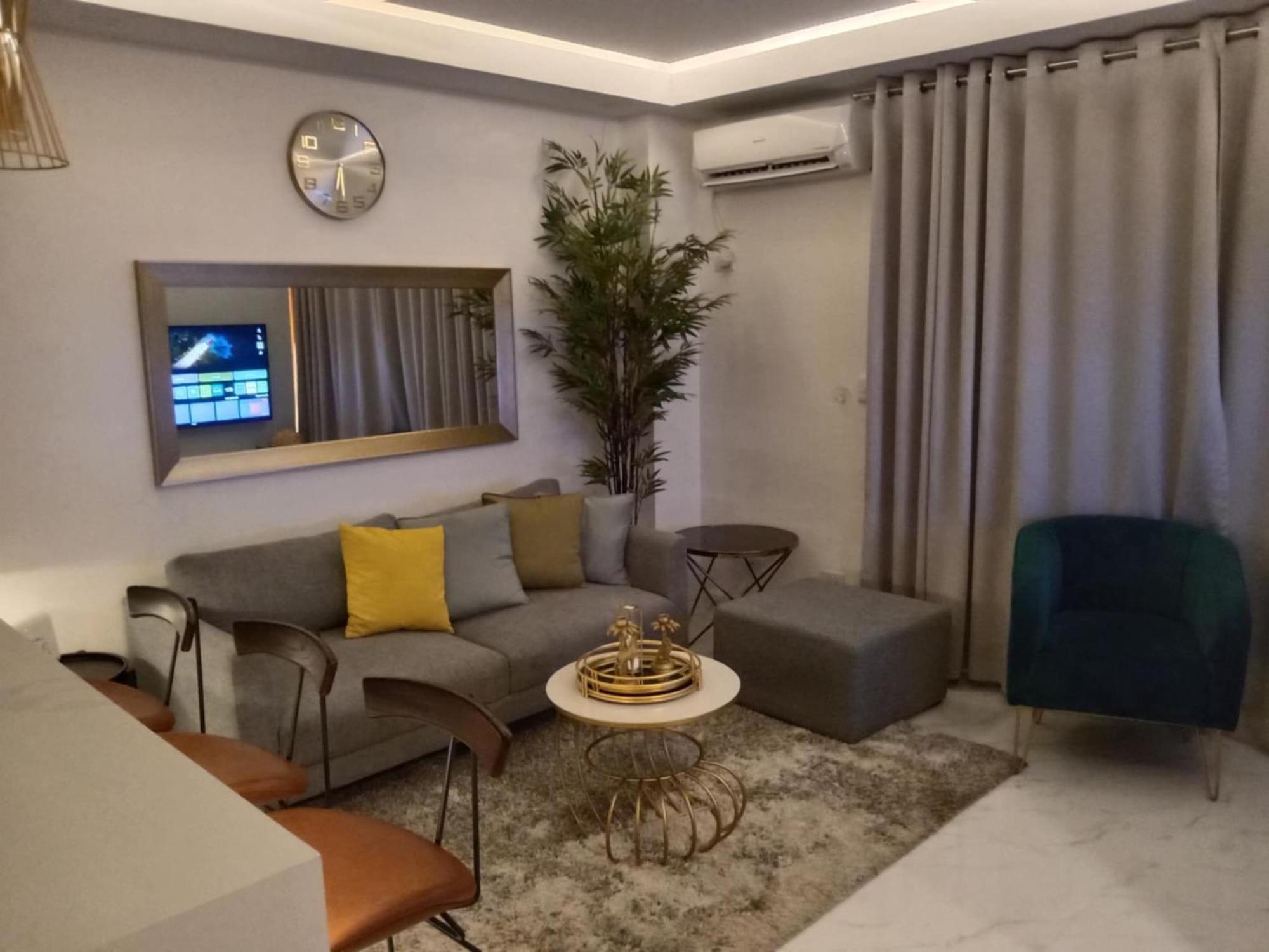 Deluxe Condo 2 Bedroom, 7Th Floor Room Bc In One Madison Tower 3, Megaworld Boulevard, Mandurriao Iloilo City, Philippines Экстерьер фото